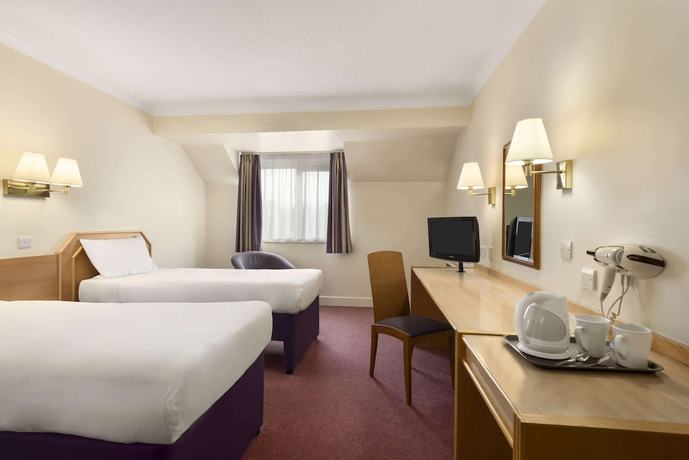 Imagen de la habitación del Hotel Super 8 by Wyndham Chester East. Foto 7