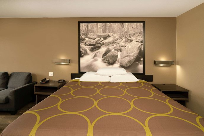 Imagen de la habitación del Hotel Super 8 by Wyndham Cleveland, Windwood. Foto 5