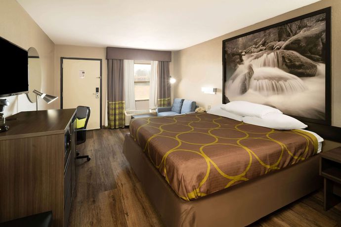 Imagen de la habitación del Hotel Super 8 by Wyndham Cleveland, Windwood. Foto 14