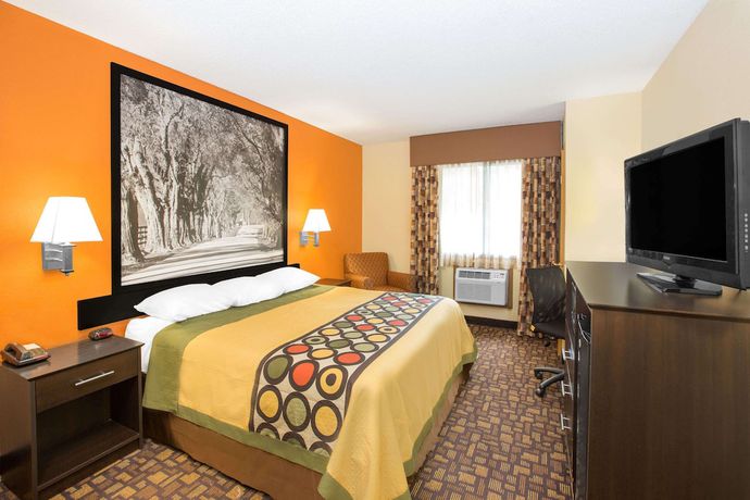 Imagen de la habitación del Hotel Super 8 by Wyndham Clive IA. Foto 3