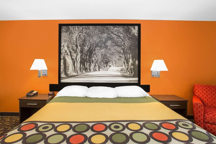 Imagen de la habitación del Hotel Super 8 by Wyndham Clive IA. Foto 9