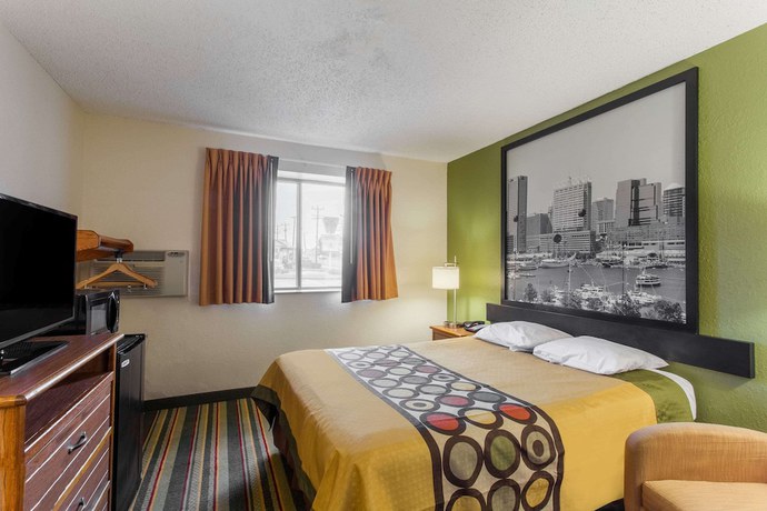 Imagen de la habitación del Hotel Super 8 by Wyndham College Park Wash DC Area. Foto 9