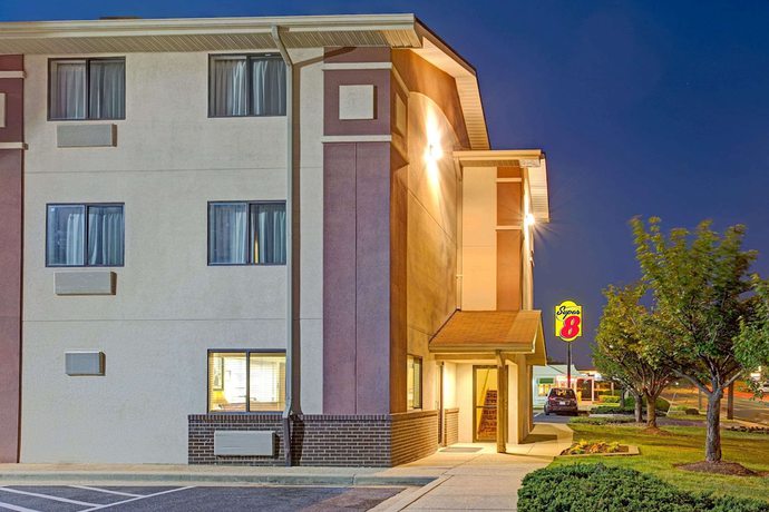 Imagen general del Hotel Super 8 by Wyndham College Park Wash DC Area. Foto 3
