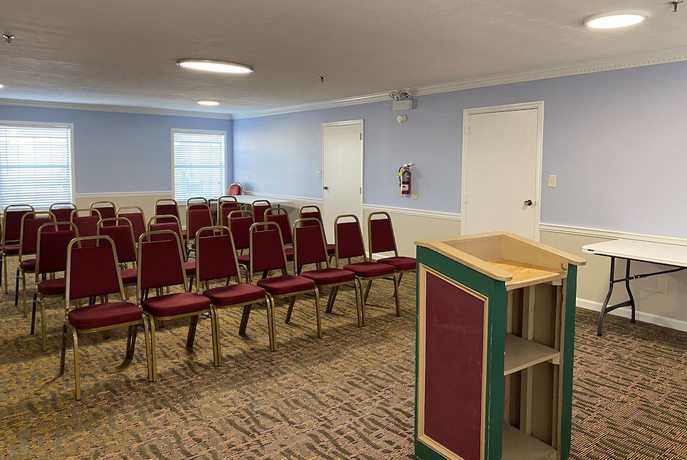 Imagen de los interiores del Hotel Super 8 by Wyndham Covington, Covington. Foto 9