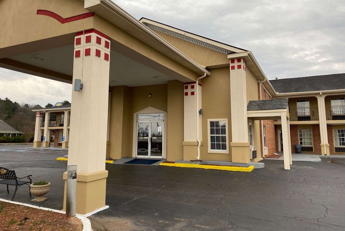 Imagen general del Hotel Super 8 by Wyndham Covington, Covington. Foto 1