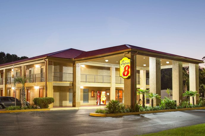 Imagen general del Hotel Super 8 by Wyndham Defuniak Springs. Foto 3
