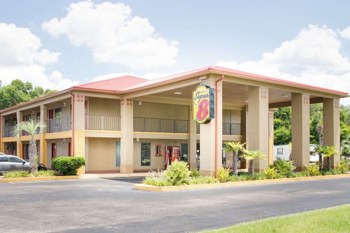 Imagen general del Hotel Super 8 by Wyndham Defuniak Springs. Foto 4