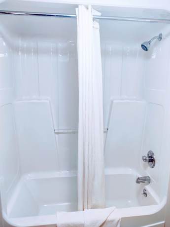 Imagen de la habitación del Hotel Super 8 by Wyndham Dothan. Foto 3