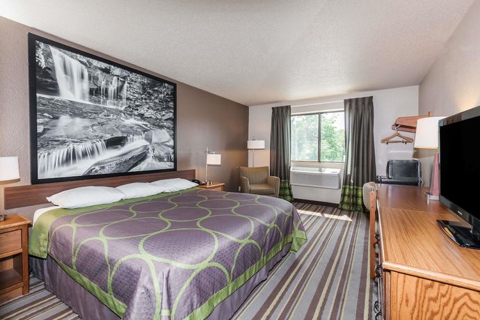 Imagen de la habitación del Hotel Super 8 by Wyndham Dunbar/Charleston Area. Foto 2