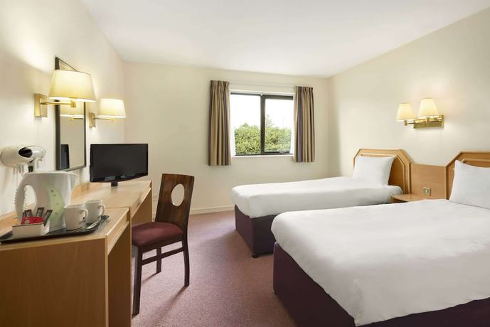Imagen de la habitación del Hotel Super 8 by Wyndham Durham. Foto 10