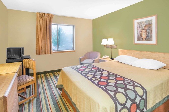 Imagen de la habitación del Hotel Super 8 by Wyndham East Moline. Foto 7