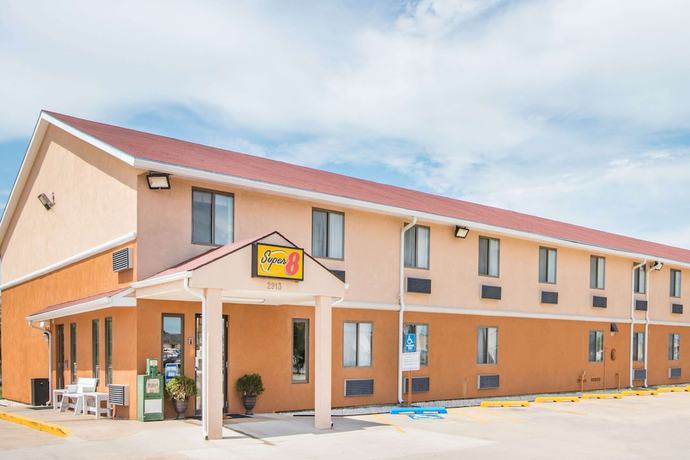 Imagen general del Hotel Super 8 by Wyndham Emporia. Foto 1