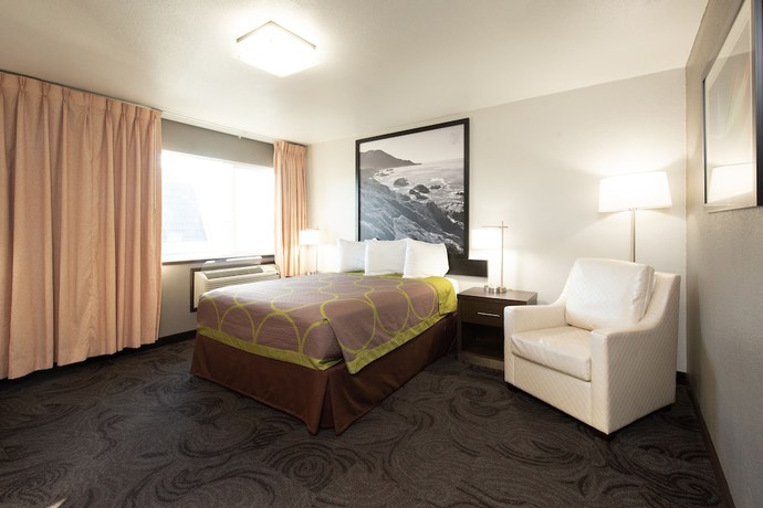Imagen general del Hotel Super 8 by Wyndham Eureka. Foto 1