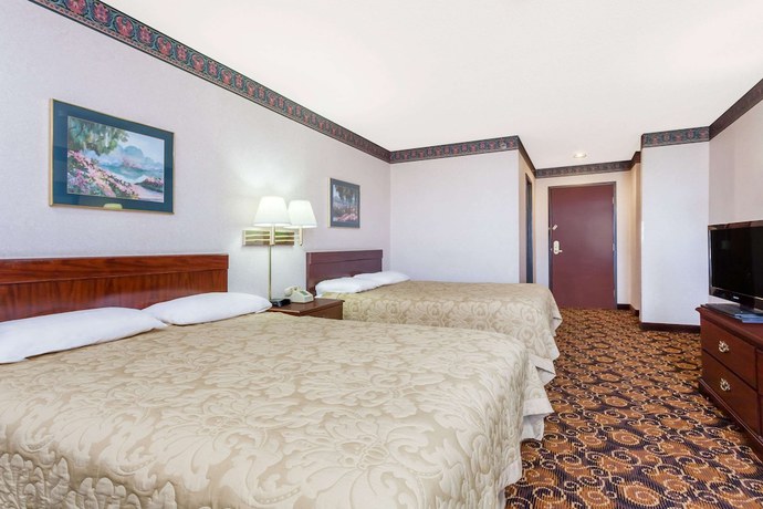 Imagen de la habitación del Hotel Super 8 by Wyndham Evansville North. Foto 9
