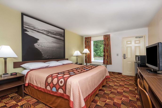 Imagen de la habitación del Hotel Super 8 by Wyndham Fayetteville, FAYETTEVILLE. Foto 6