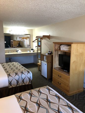 Imagen de la habitación del Hotel Super 8 by Wyndham Florence OR. Foto 11