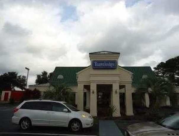 Imagen general del Hotel Super 8 by Wyndham Florence SC I-95 North / Hwy 76. Foto 1