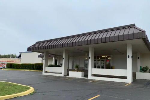 Imagen general del Hotel Super 8 by Wyndham Fort Smith. Foto 1