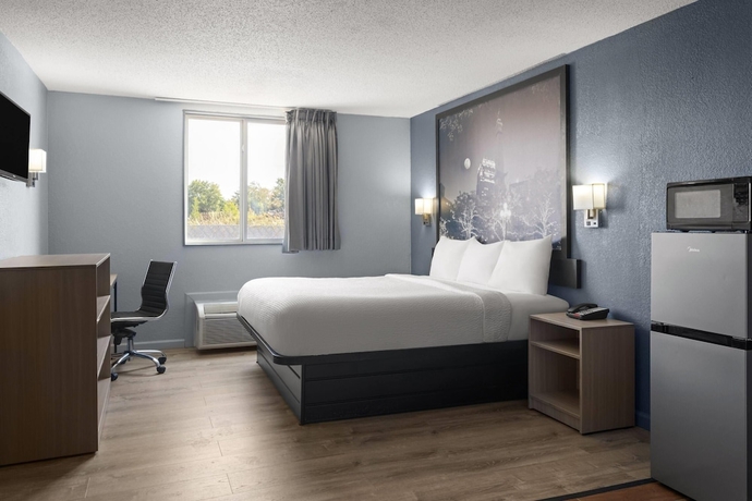 Imagen de la habitación del Hotel Super 8 by Wyndham Fort Wayne. Foto 4