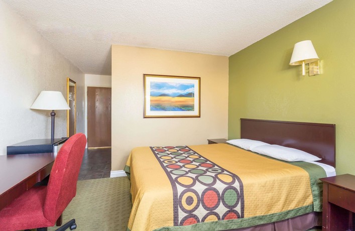 Imagen de la habitación del Hotel Super 8 by Wyndham Goodyear/Phoenix Area. Foto 11