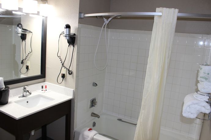 Imagen de la habitación del Hotel Super 8 by Wyndham Grand Rapids/Wyoming. Foto 6