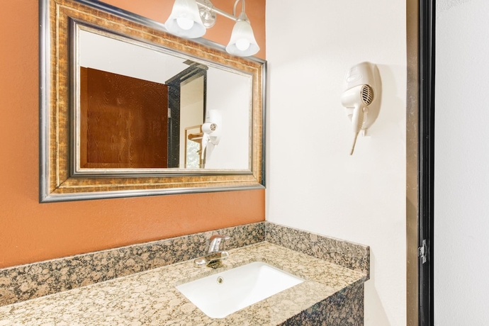 Imagen de la habitación del Hotel Super 8 by Wyndham Hagerstown I-70. Foto 6
