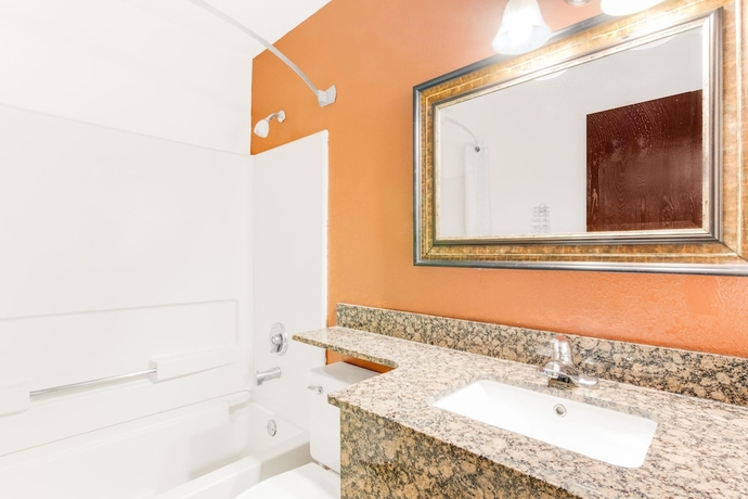 Imagen de la habitación del Hotel Super 8 by Wyndham Hagerstown I-70. Foto 12