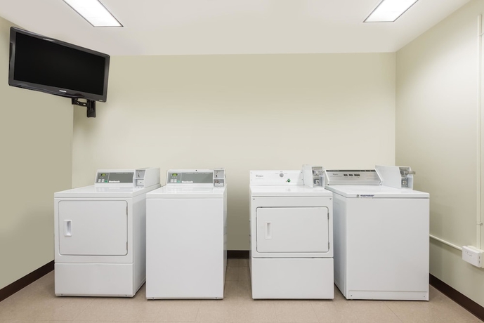 Imagen de los interiores del Hotel Super 8 by Wyndham Hagerstown/Halfway Area. Foto 18