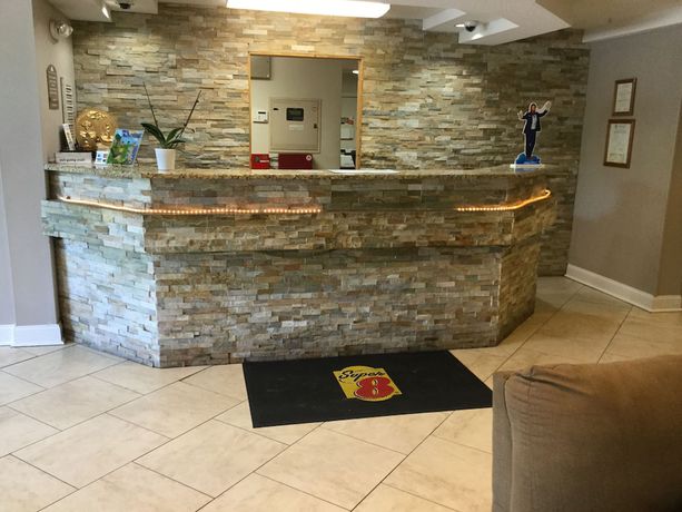 Imagen general del Hotel Super 8 by Wyndham Harbison/Parkridge Hospital. Foto 2