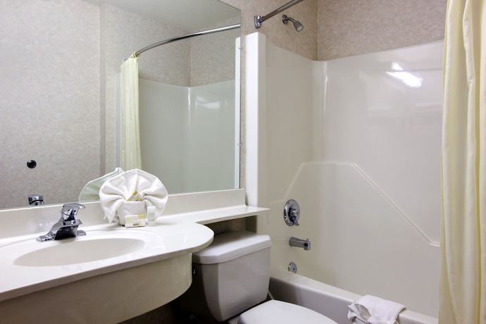 Imagen de la habitación del Hotel Super 8 by Wyndham Harbison/Parkridge Hospital. Foto 10