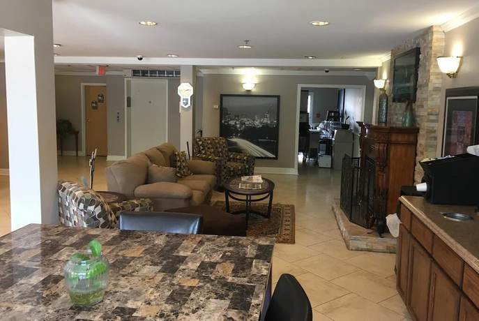 Imagen de los interiores del Hotel Super 8 by Wyndham Harbison/Parkridge Hospital. Foto 12