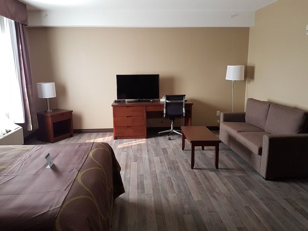 Imagen de la habitación del Hotel Super 8 by Wyndham Hardisty. Foto 14