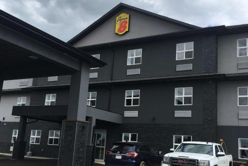 Imagen general del Hotel Super 8 by Wyndham Hardisty. Foto 3