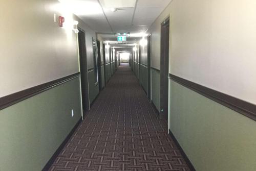 Imagen general del Hotel Super 8 by Wyndham Hardisty. Foto 13