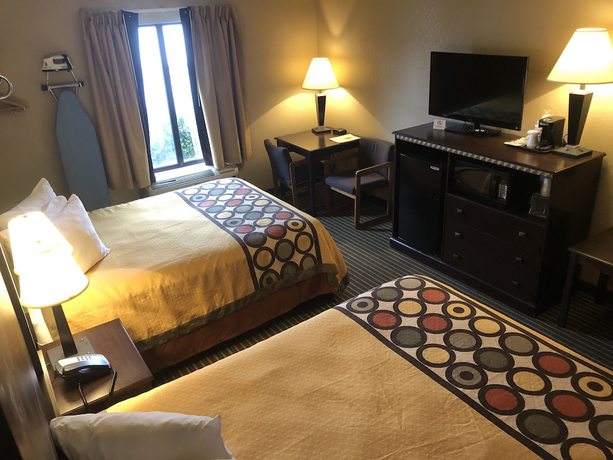 Imagen de la habitación del Hotel Super 8 by Wyndham Harrison AR. Foto 11