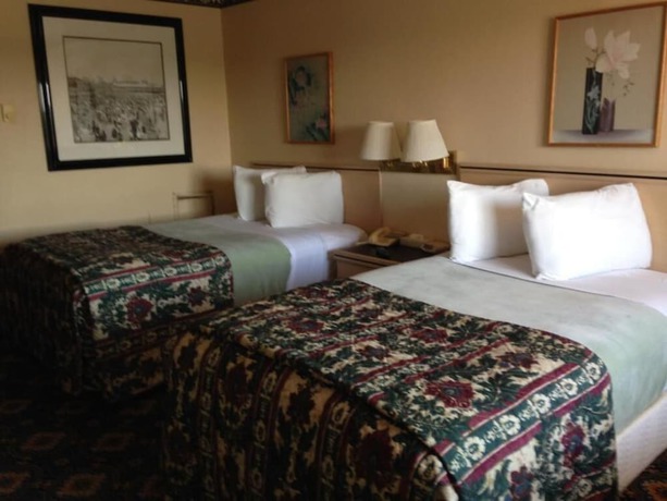 Imagen de la habitación del Hotel Super 8 by Wyndham Hazleton. Foto 8
