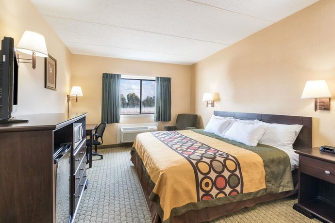 Imagen de la habitación del Hotel Super 8 by Wyndham Henrietta/Rochester Area. Foto 5