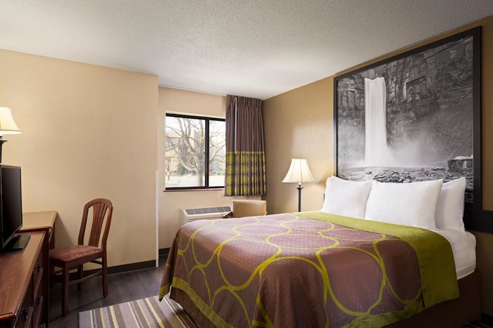 Imagen de la habitación del Hotel Super 8 by Wyndham Ithaca. Foto 7