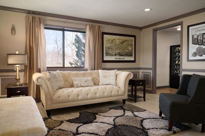 Imagen de los interiores del Hotel Super 8 by Wyndham Ithaca. Foto 19