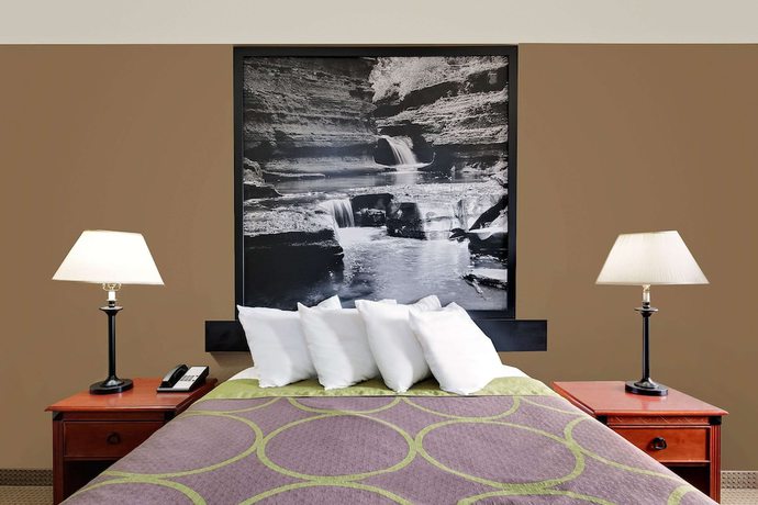 Imagen general del Hotel Super 8 by Wyndham Ithaca. Foto 1