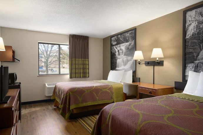 Imagen de la habitación del Hotel Super 8 by Wyndham Ithaca. Foto 11