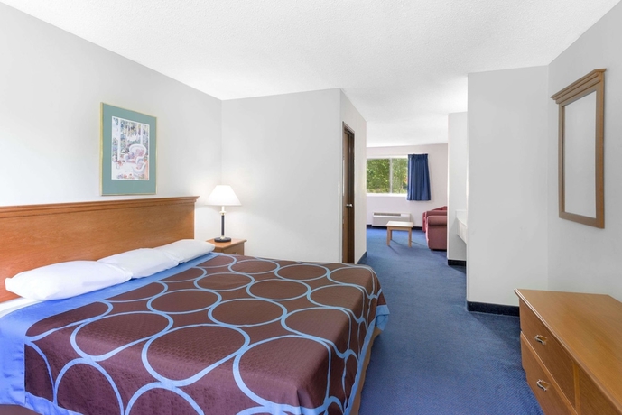 Imagen de la habitación del Hotel Super 8 by Wyndham Kingston, Kingston. Foto 12