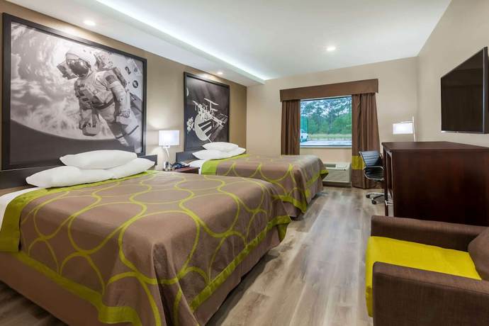 Imagen de la habitación del Hotel Super 8 by Wyndham Kingwood Houston North. Foto 5
