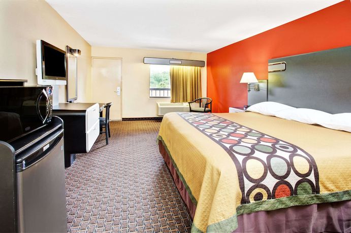 Imagen de la habitación del Hotel Super 8 by Wyndham Kissimmee/Maingate/Orlando Area. Foto 9
