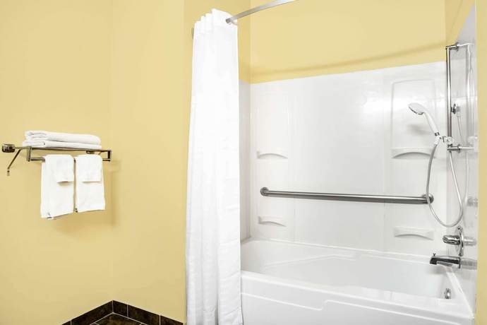 Imagen general del Hotel Super 8 by Wyndham Kokomo. Foto 2