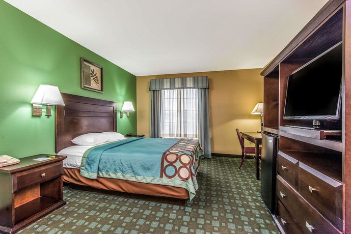Imagen de la habitación del Hotel Super 8 by Wyndham Lake Charles/Sulphur. Foto 6