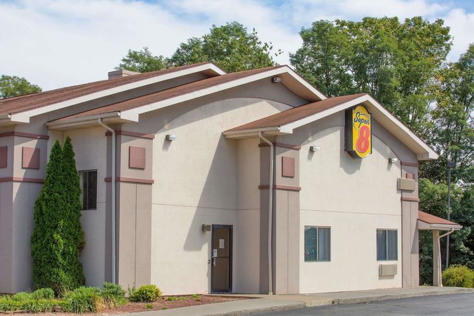 Imagen general del Hotel Super 8 by Wyndham Lewisburg. Foto 1