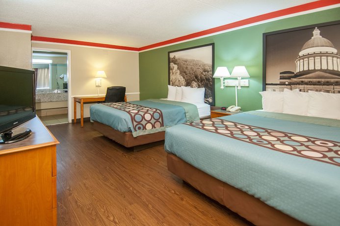Imagen de la habitación del Hotel Super 8 by Wyndham Little Rock/Otter Creek. Foto 11