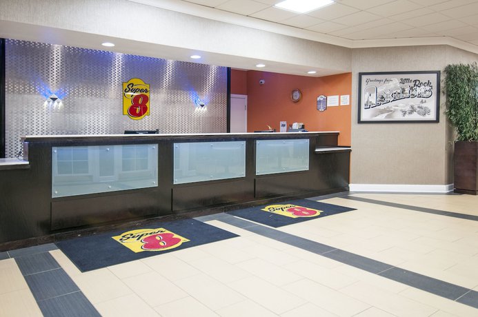 Imagen de los interiores del Hotel Super 8 by Wyndham Little Rock/Otter Creek. Foto 14