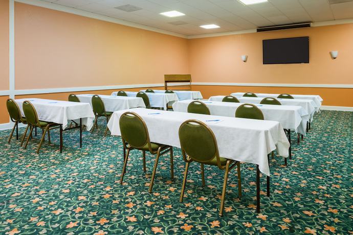 Imagen de los interiores del Hotel Super 8 by Wyndham Little Rock/Otter Creek. Foto 18